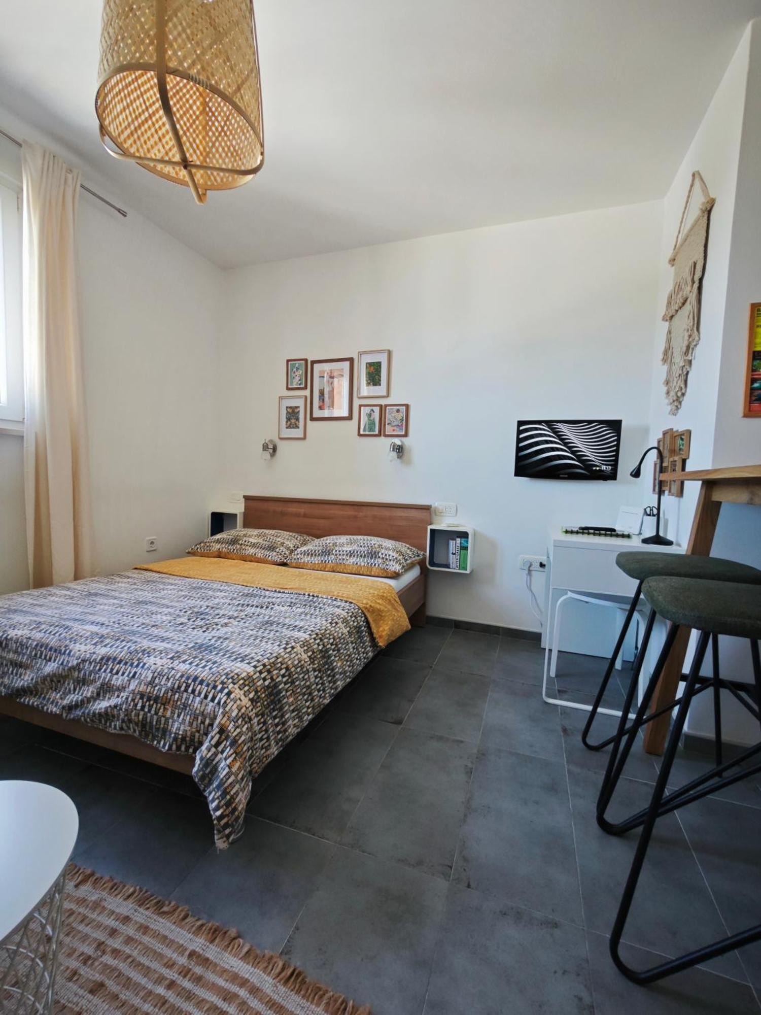 Cozy Old Town Apartment
